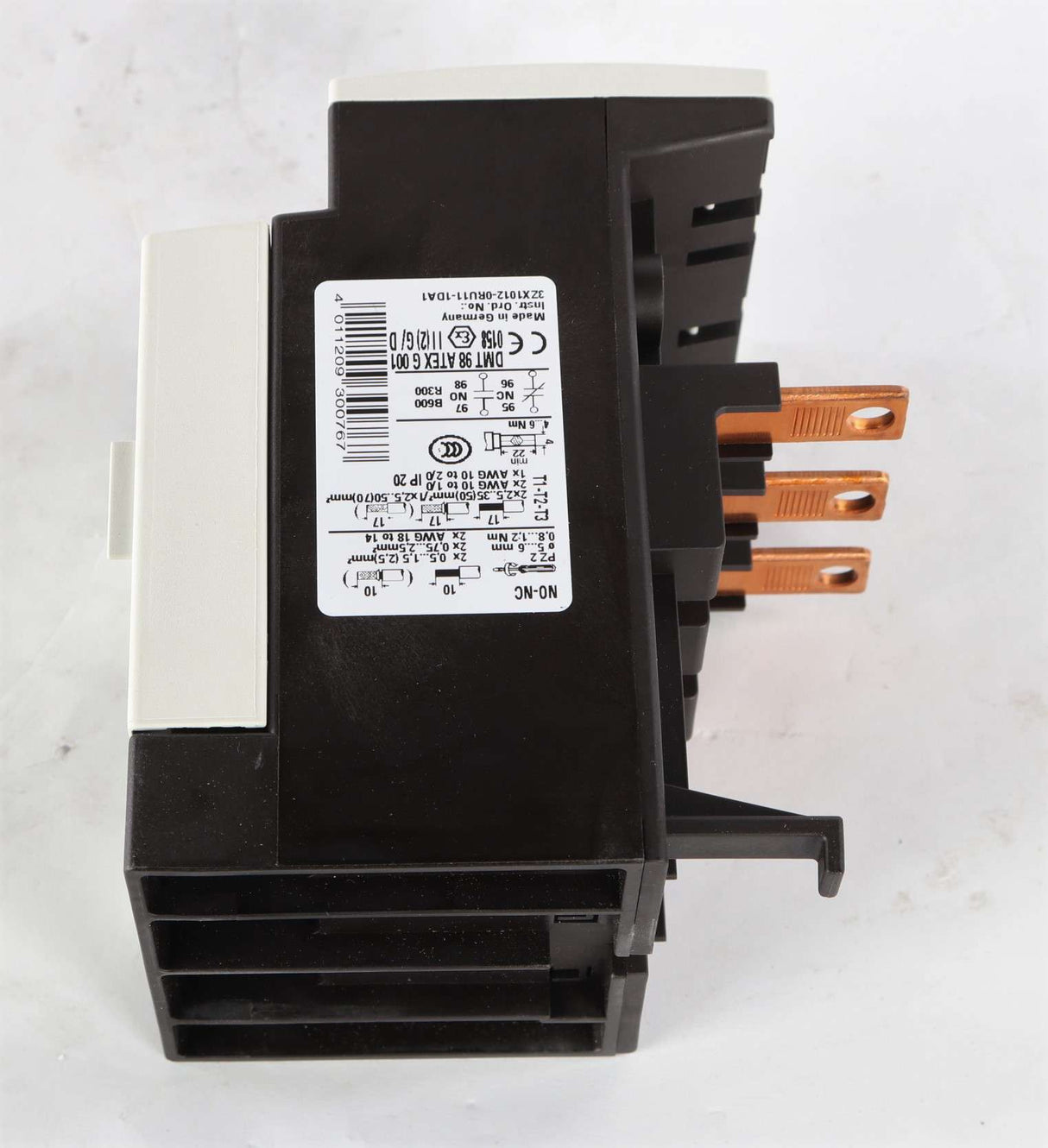 SIEMENS - 3RU1146-4JB0 - RELAY 3-POLE 45-63 AMP 30KW 600VAC 24VDC