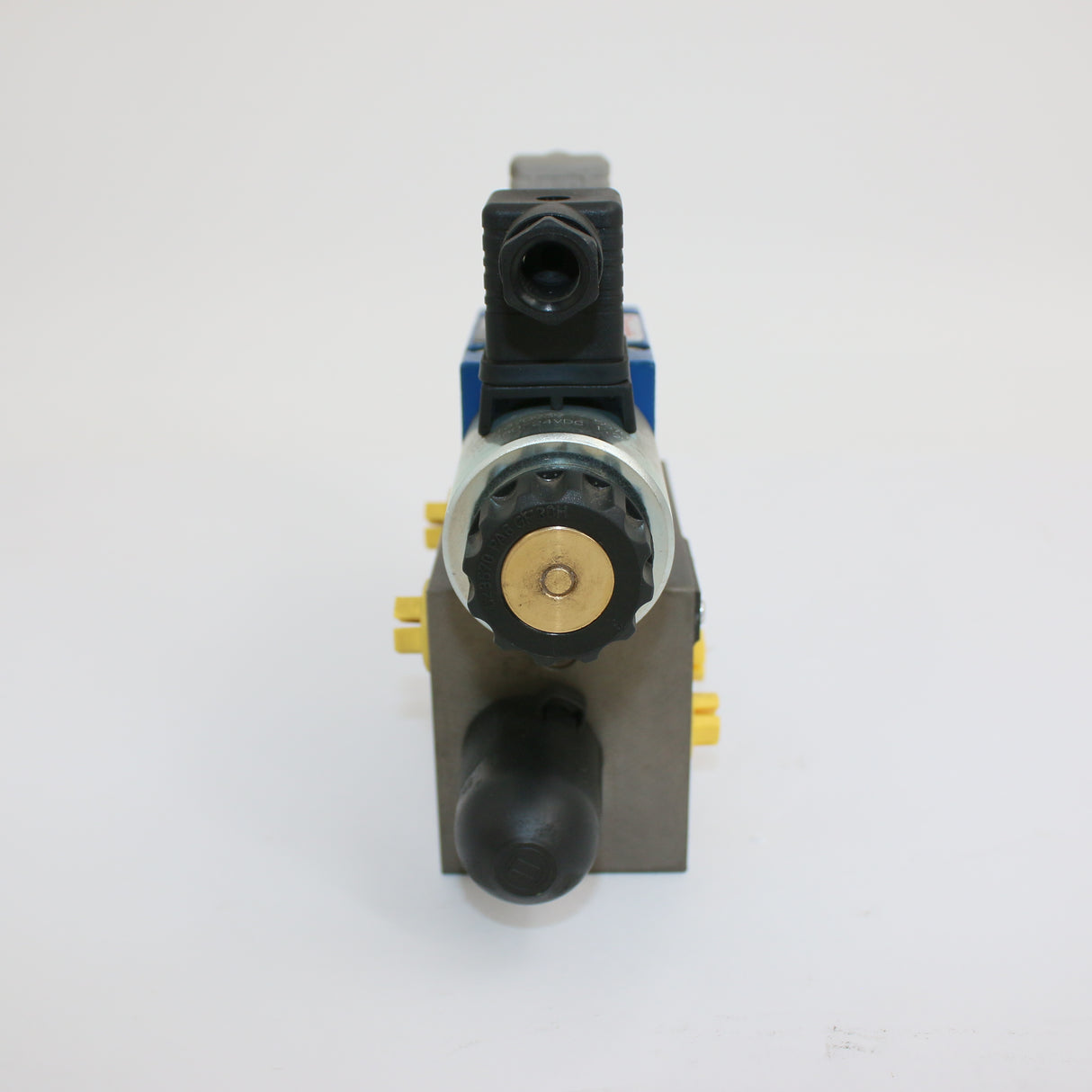 JLG - H000370 - VALVE 4/3-DIRECTIONAL CONTROL