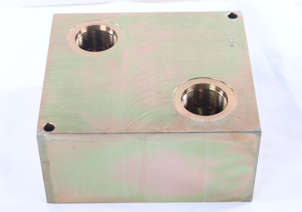 DYNAPAC - 4700395028 - MANIFOLD