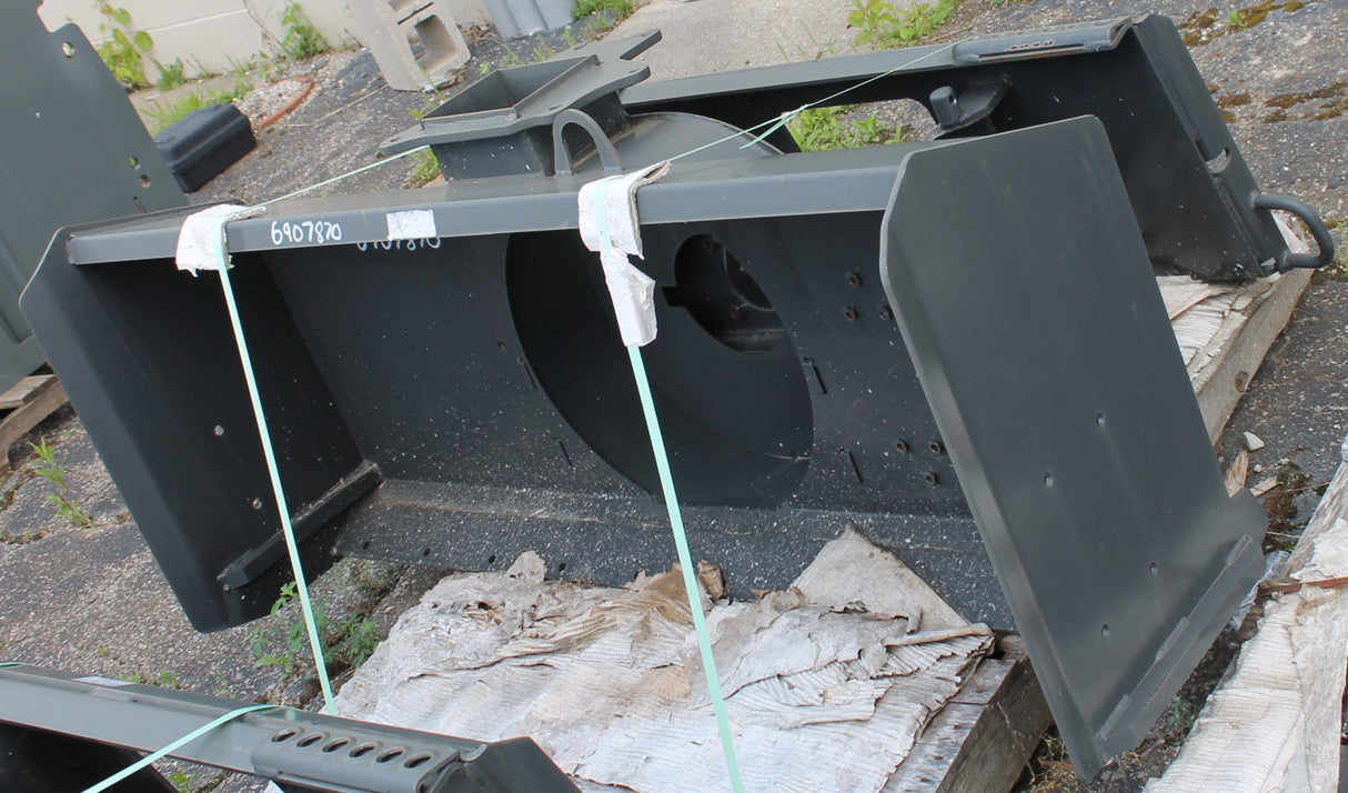 BOBCAT - 6907870 - MAIN FRAME