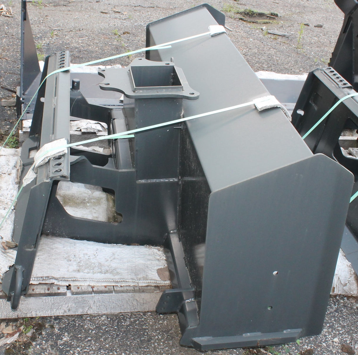 BOBCAT - 6907870 - MAIN FRAME