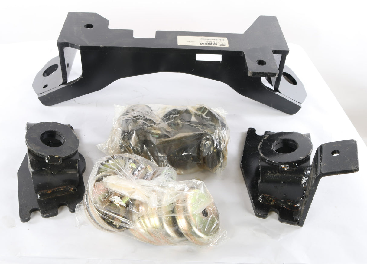 BOBCAT - 7121998 - KIT ENGINE MOUNT 430 & 435 EXCAVATOR