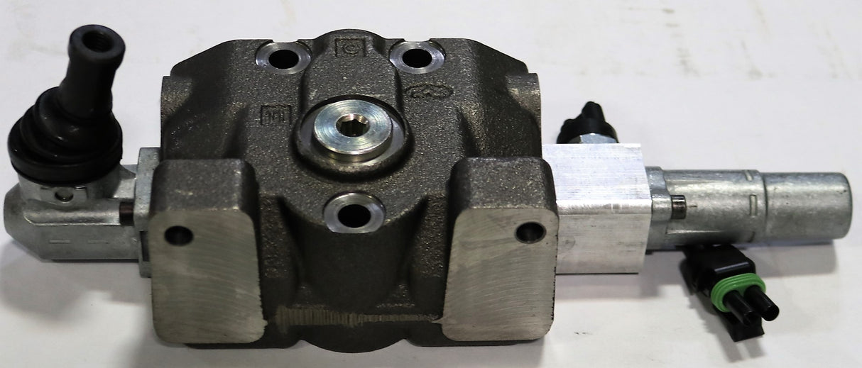 BOBCAT - 6685792 - VALVE SECTION