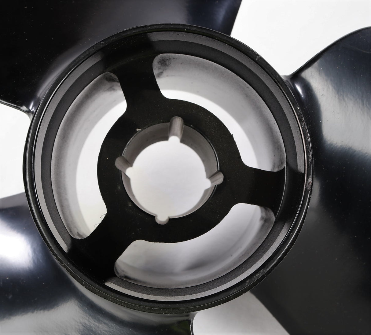 IWS - 14X11RH - QL MARINE 3-BLADE D SERIES ALUMINUM PROPELLER