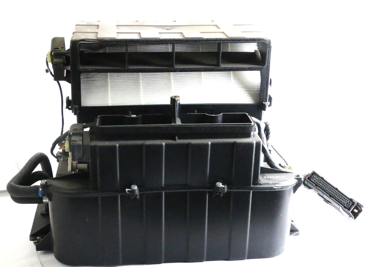 VOLVO - 14689738 - AIR CONDITIONING UNIT