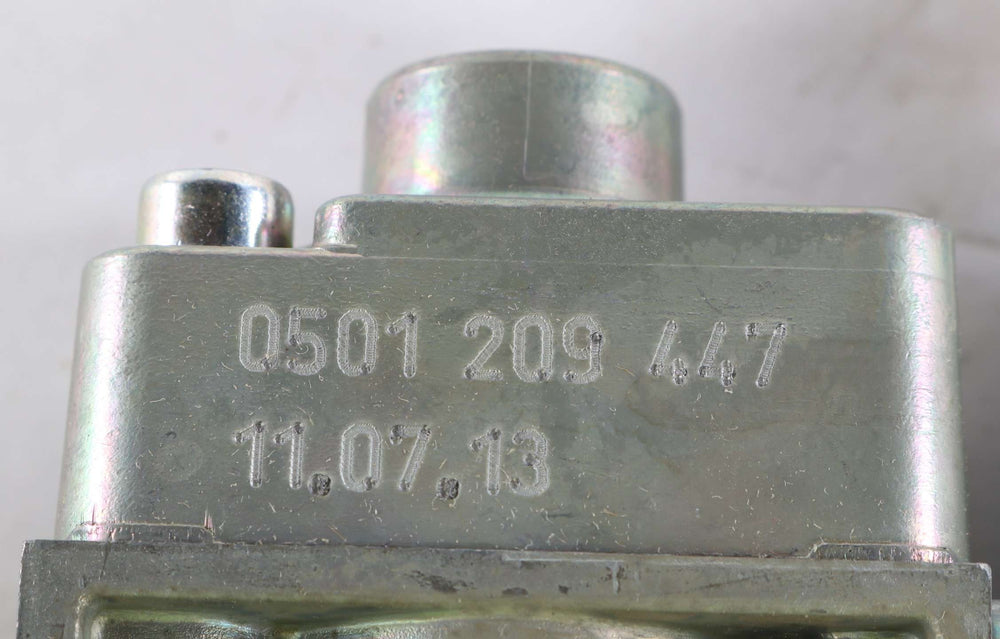 ZF - 0501-209-447 - VALVE