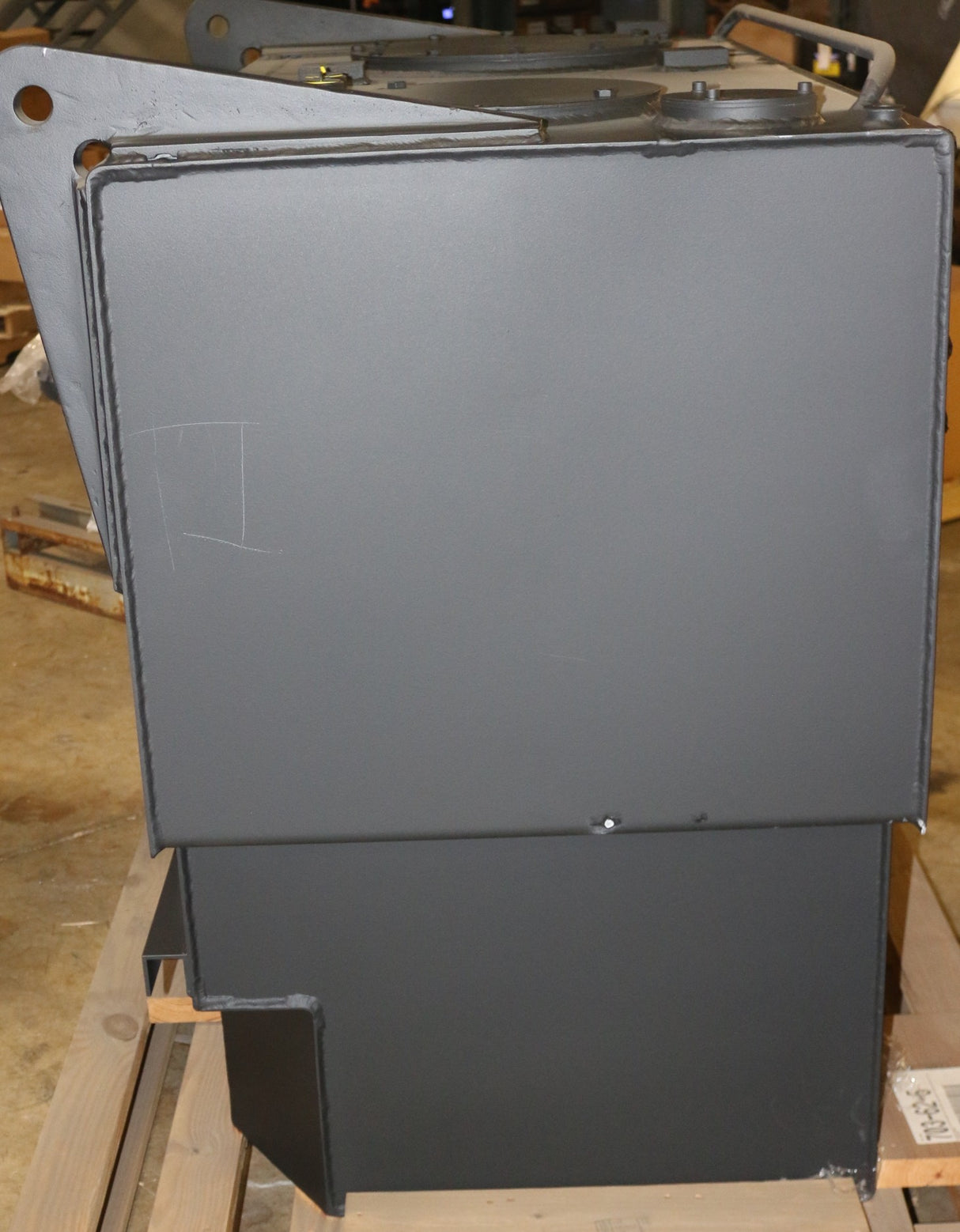 MANITOWOC GROVE - 03003872 - OIL TANK