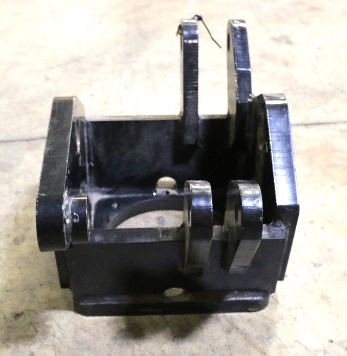 JLG - 4130388 - SPINDLERH 2WD TOW PACKAGE