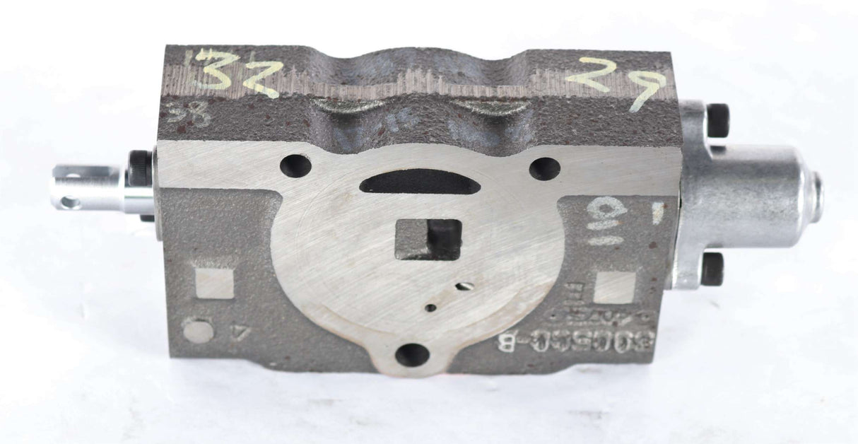 HUSCO - 5002CC-B21 - VALVE SECTION