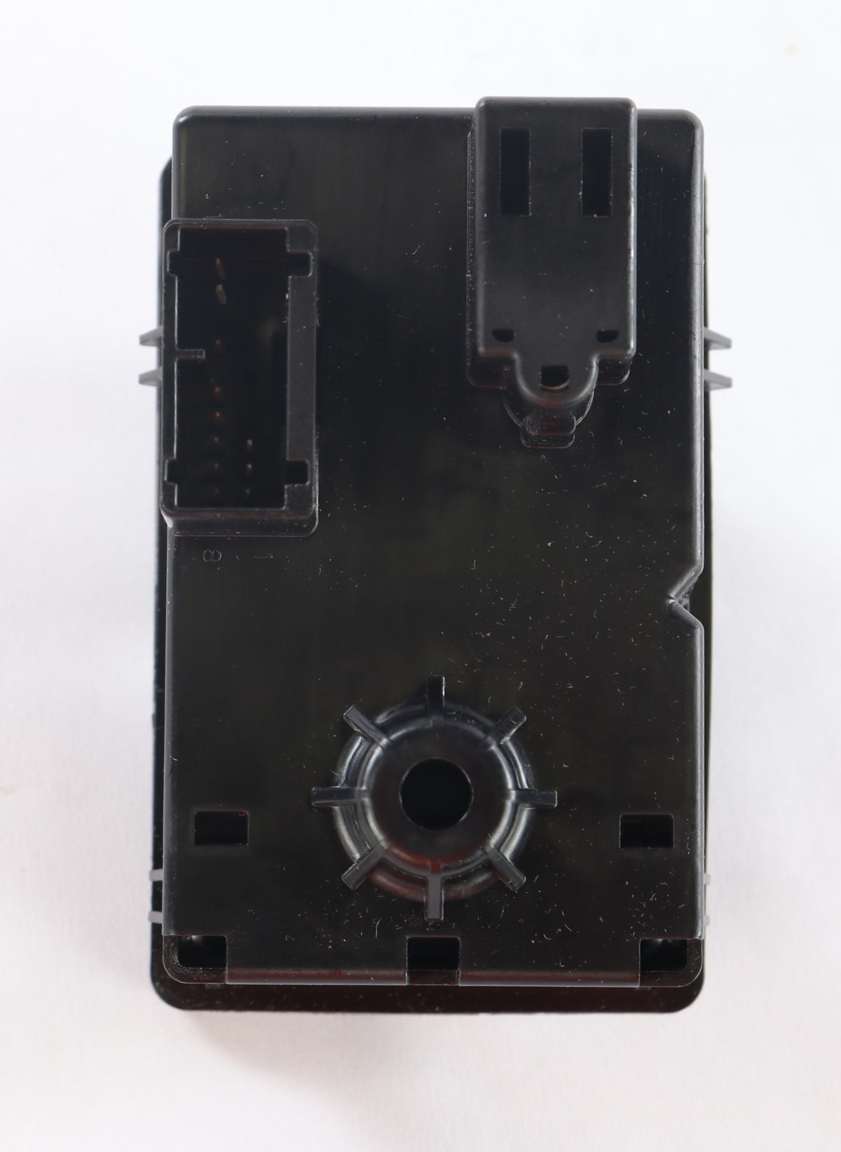 MACK - 23452689 - SWITCH