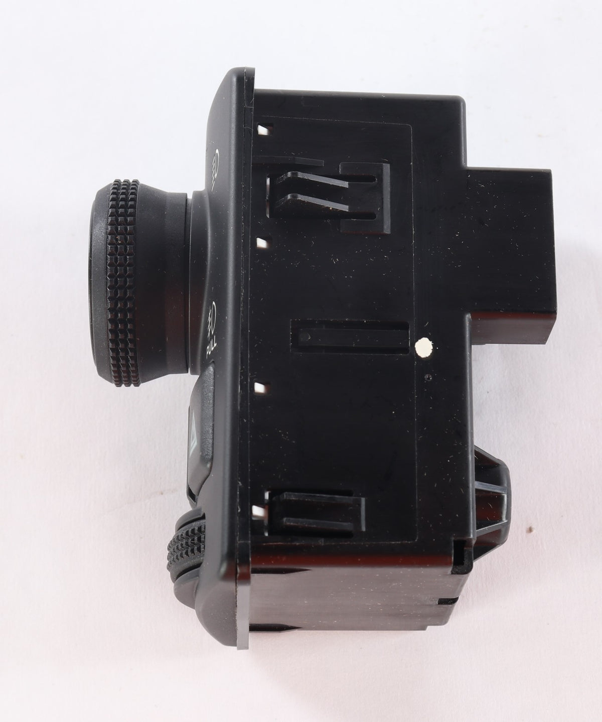 MACK - 23452689 - SWITCH