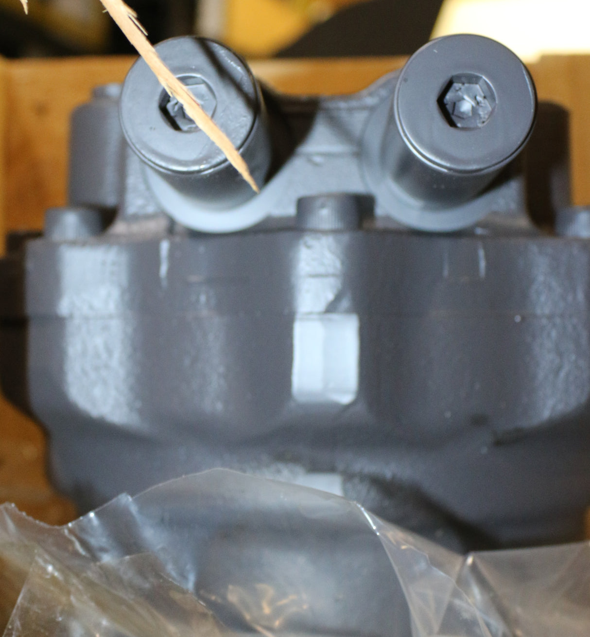 VOLVO - 14688500 - SWING MOTOR