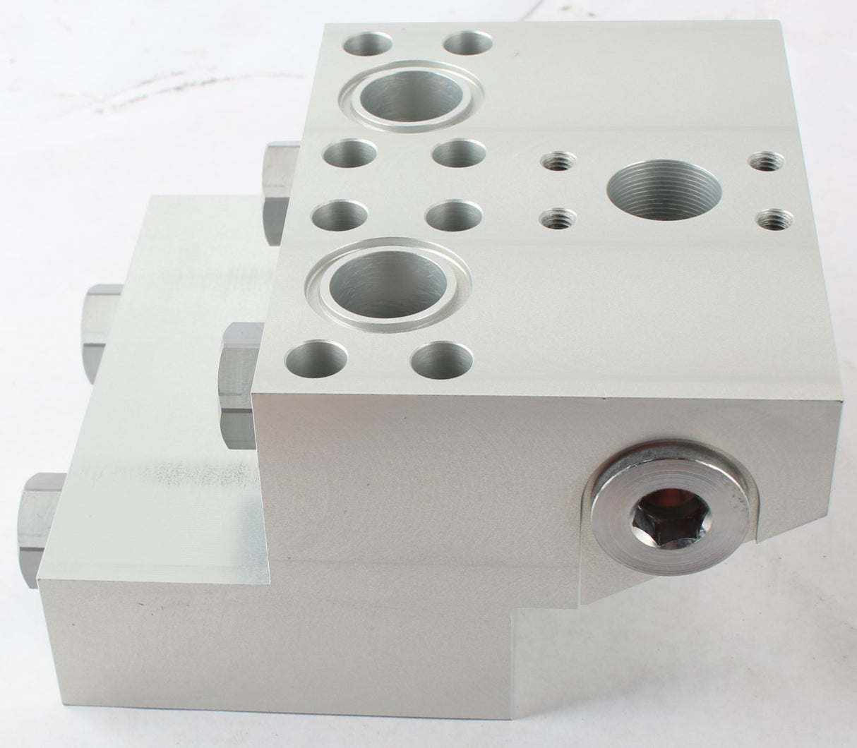 VOLVO - 17431426 - HYDRAULIC VALVE
