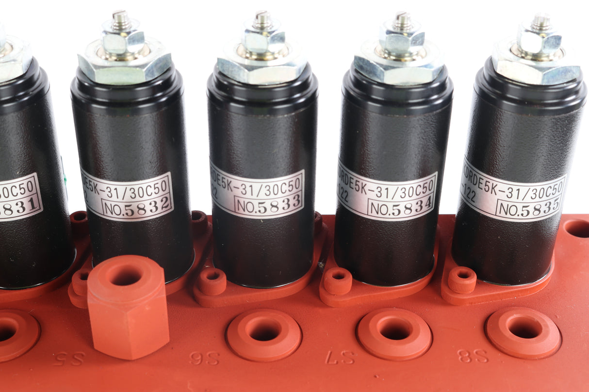 KOBELCO - GG20V00017F3 - VALVE BLOCK ASM