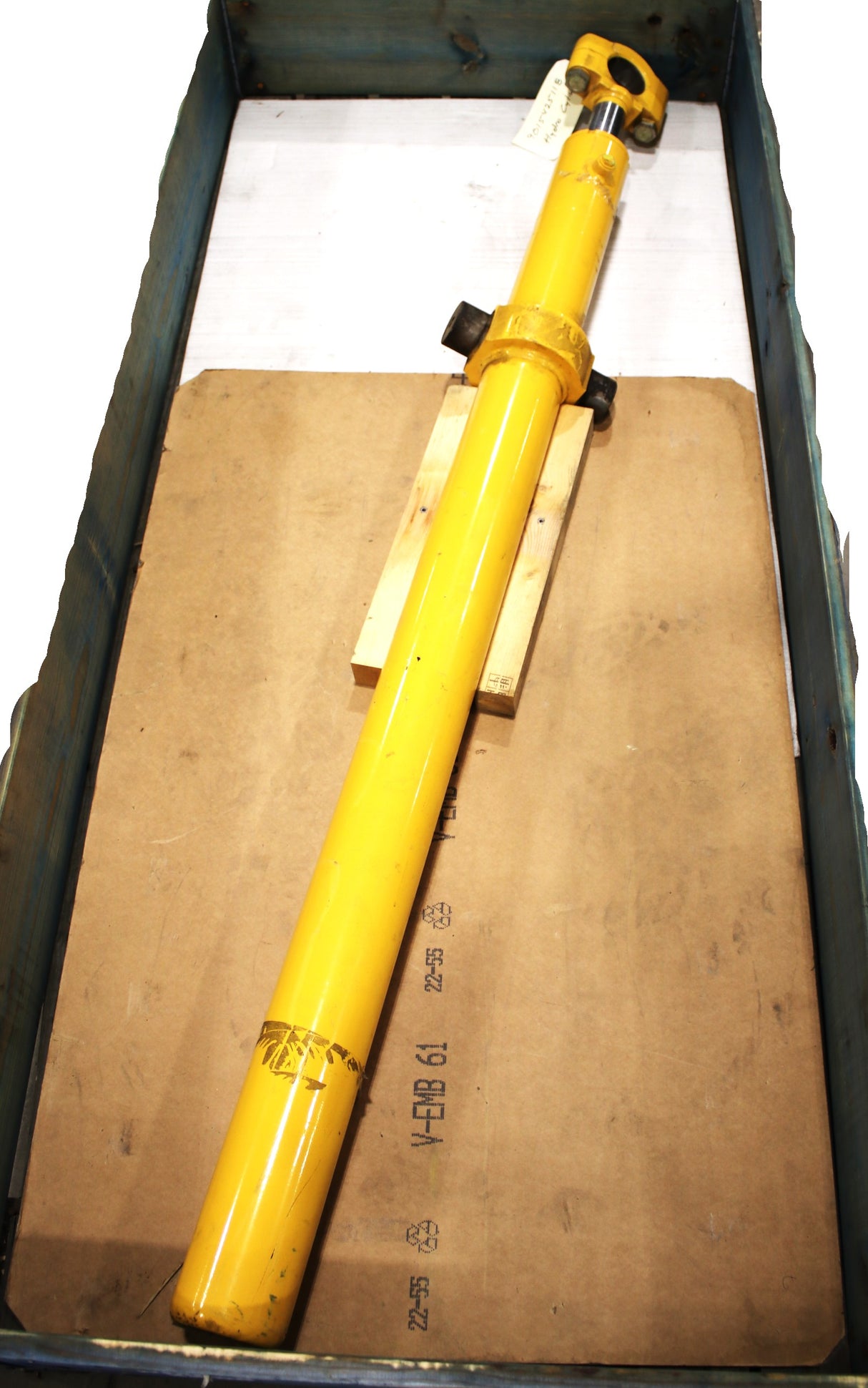 VOLVO - 9015425118 - HYDRAULIC CYLINDER