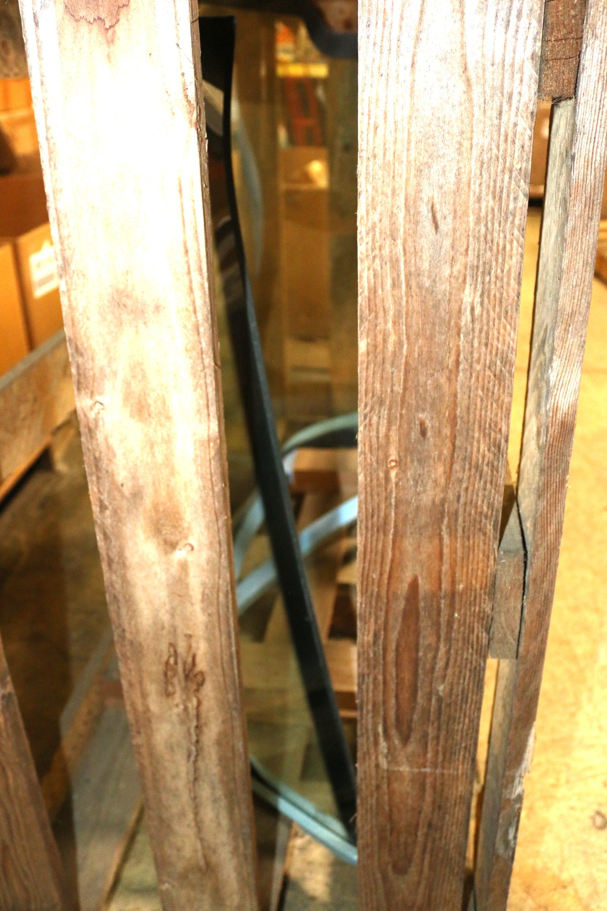 VOLVO - 15231960 - WINDSHIELD