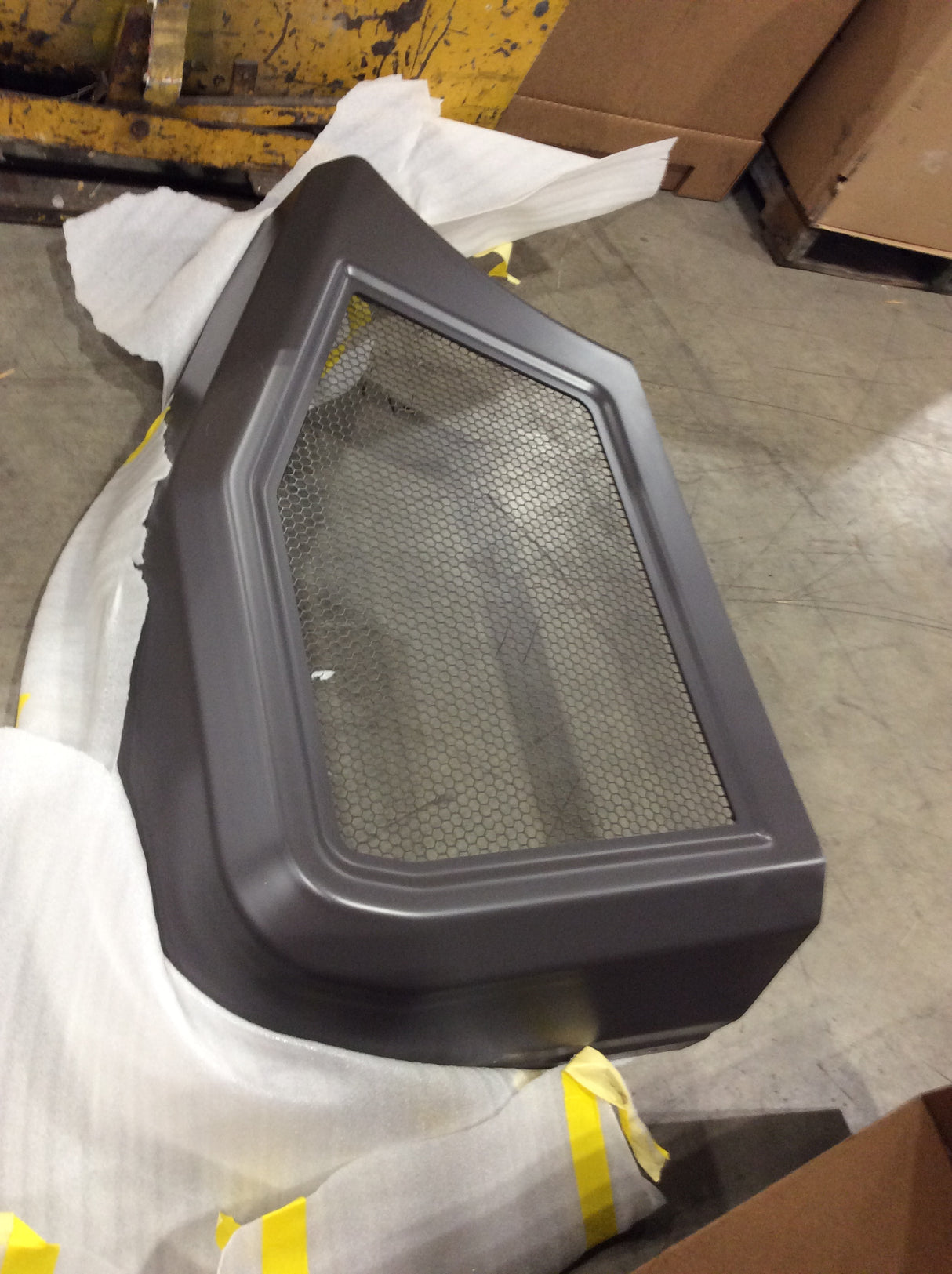 VOLVO - 12809239 - SIDE PANEL