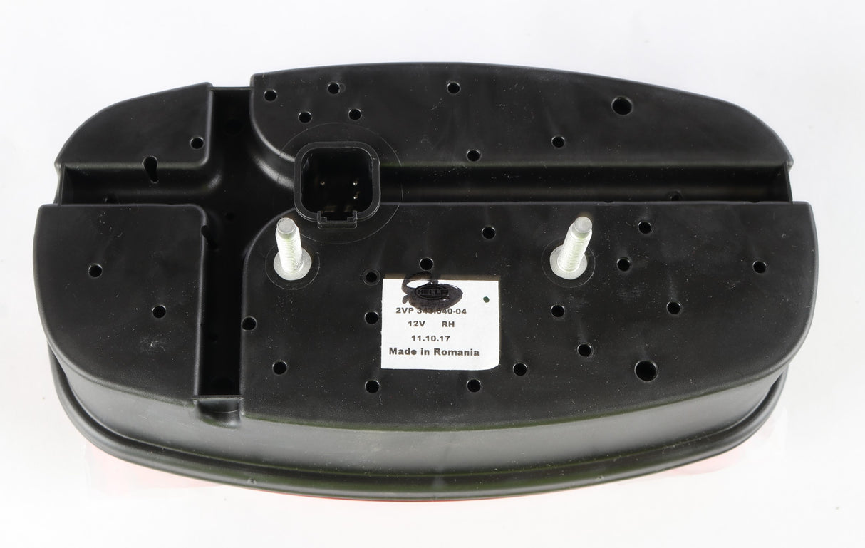 VOLVO - 15240396 - LAMP: COMBINATION STOP/TURN/TAIL/BACKUP RH