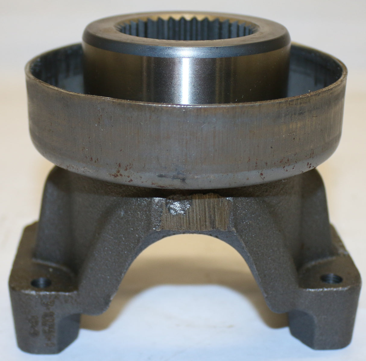 DANA - 3-4-10461-1X - END YOKE ASSY - HALF ROUND STYLE - 1410 SERIES