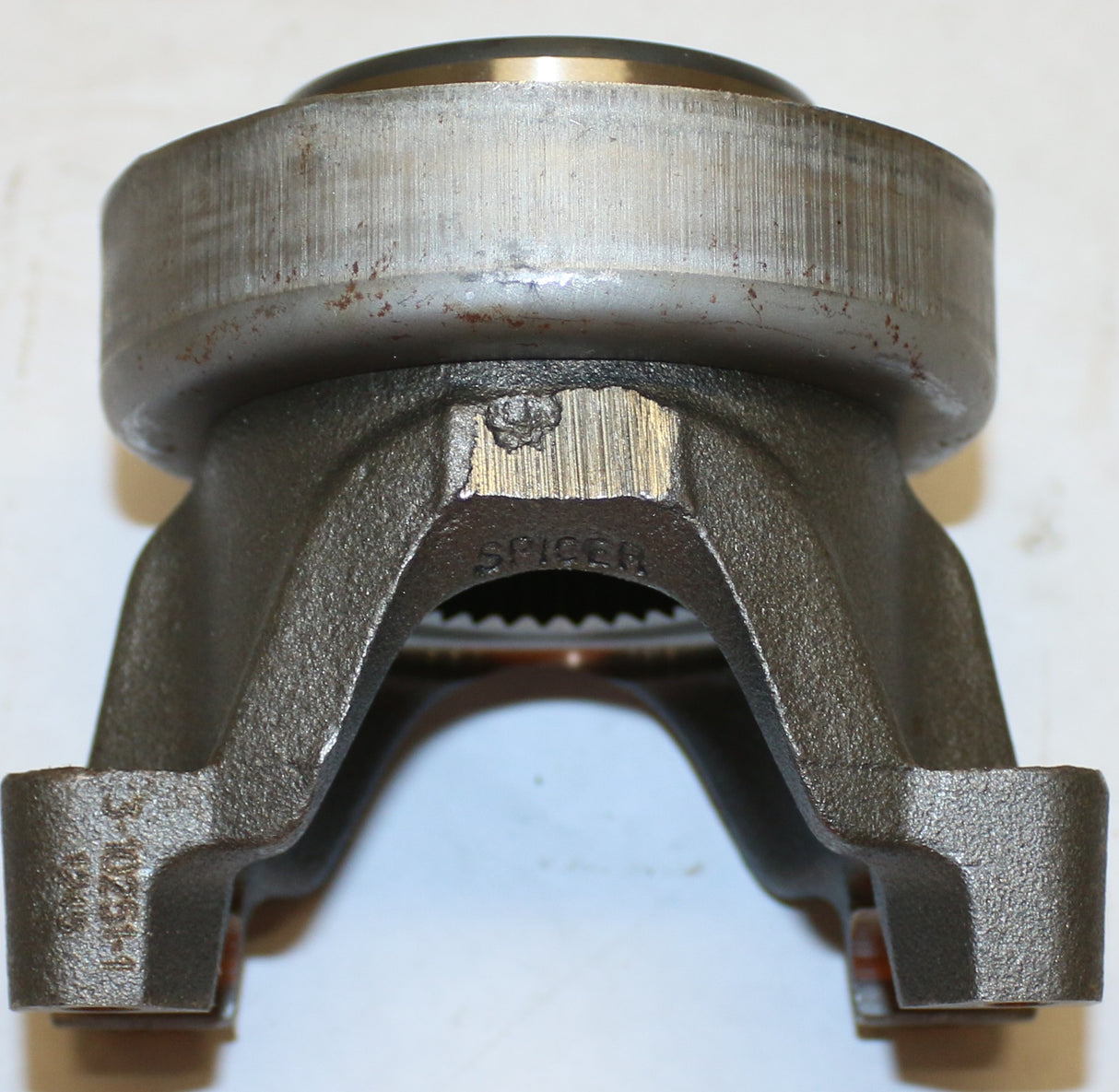 DANA - 3-4-10461-1X - END YOKE ASSY - HALF ROUND STYLE - 1410 SERIES