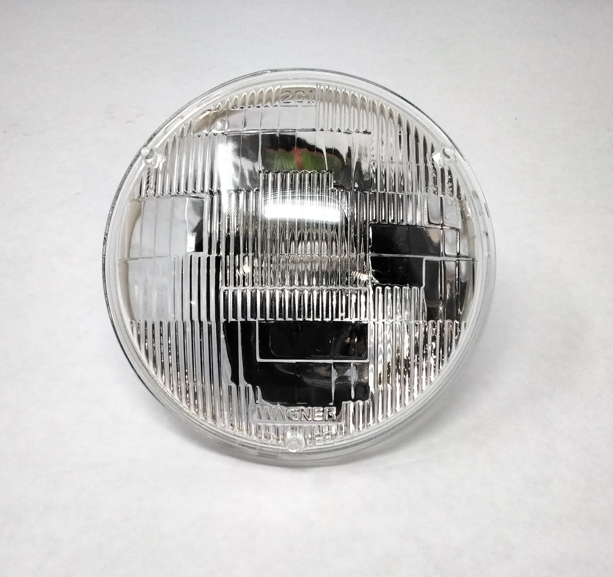 WAGNER    - 4040 - SEALED BEAM HEADLAMP BULB PAR46 37.5W 12V