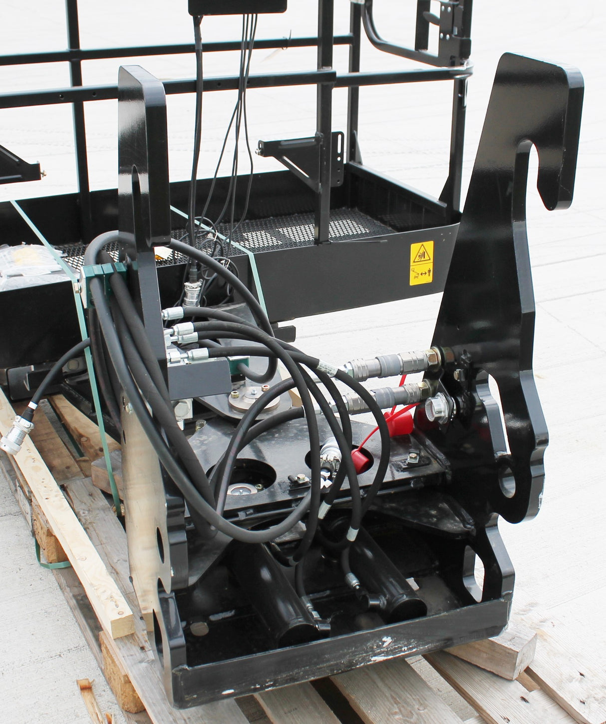 JLG - 1001173788 - INSTALL1.8M SMART BASKET