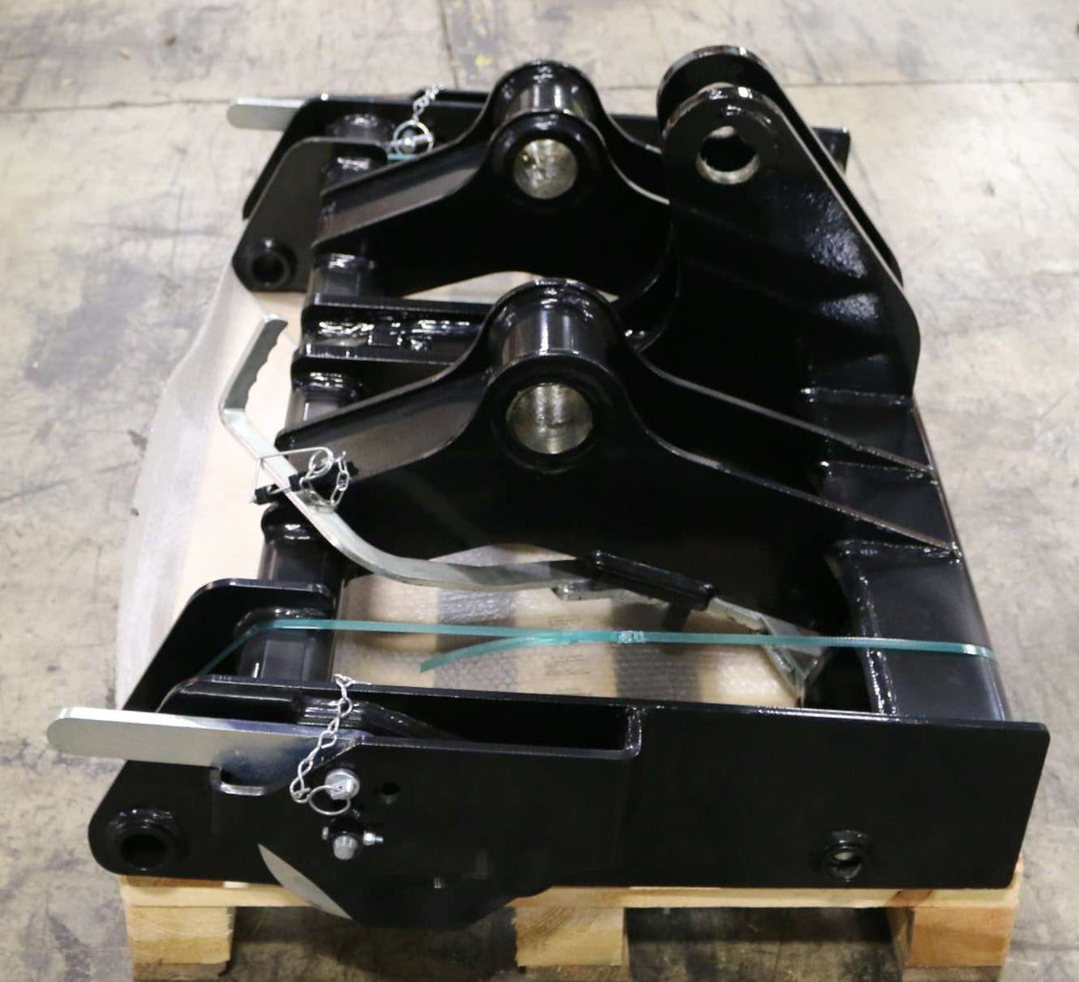 JLG - 1001199290 - QUICK COUPLER