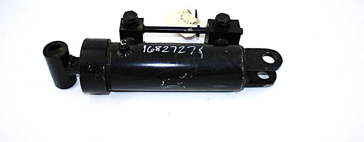 JLG - 1682727S - CYL AXLE LOCKOUT