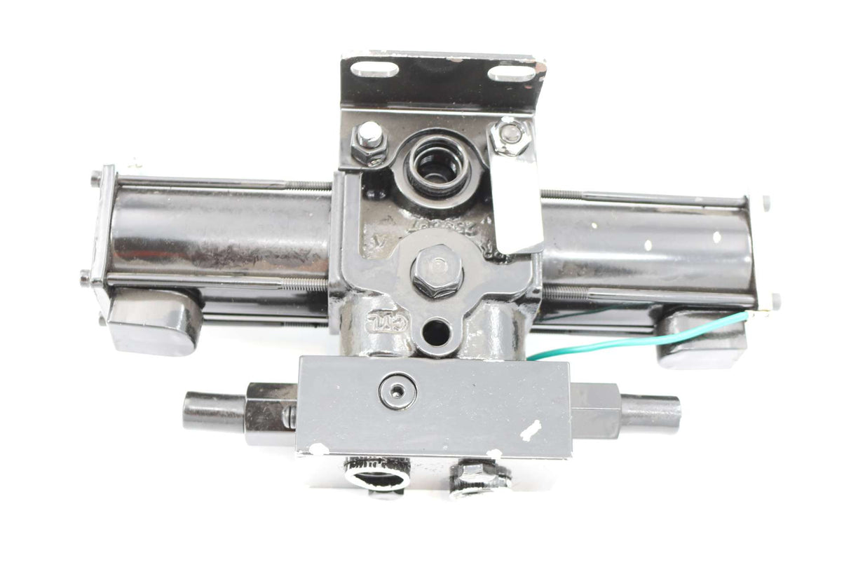 JLG - 4640519 - VALVE SOLENOID