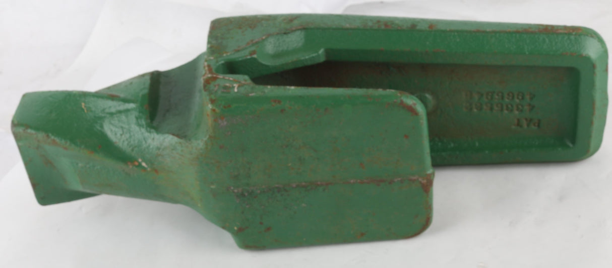 ESCO - 8801-V43 - TOOTH ADAPTER