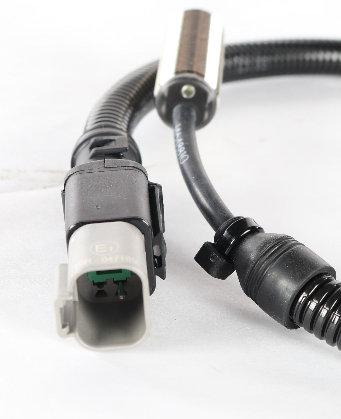 PEPPERL & FUCHS - NBB8-18GM50-E2-M-Y - INDUCTIVE PROXIMITY SENSOR