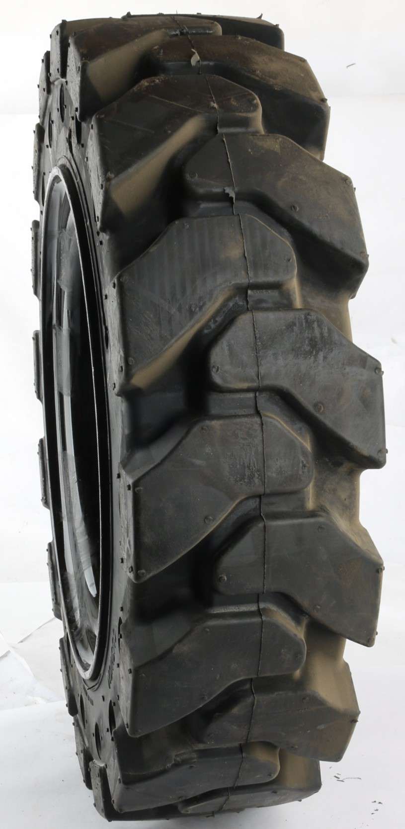 BOBCAT - 7277213EF - TIRE SOLID FLEX 23 X 6.5 RH