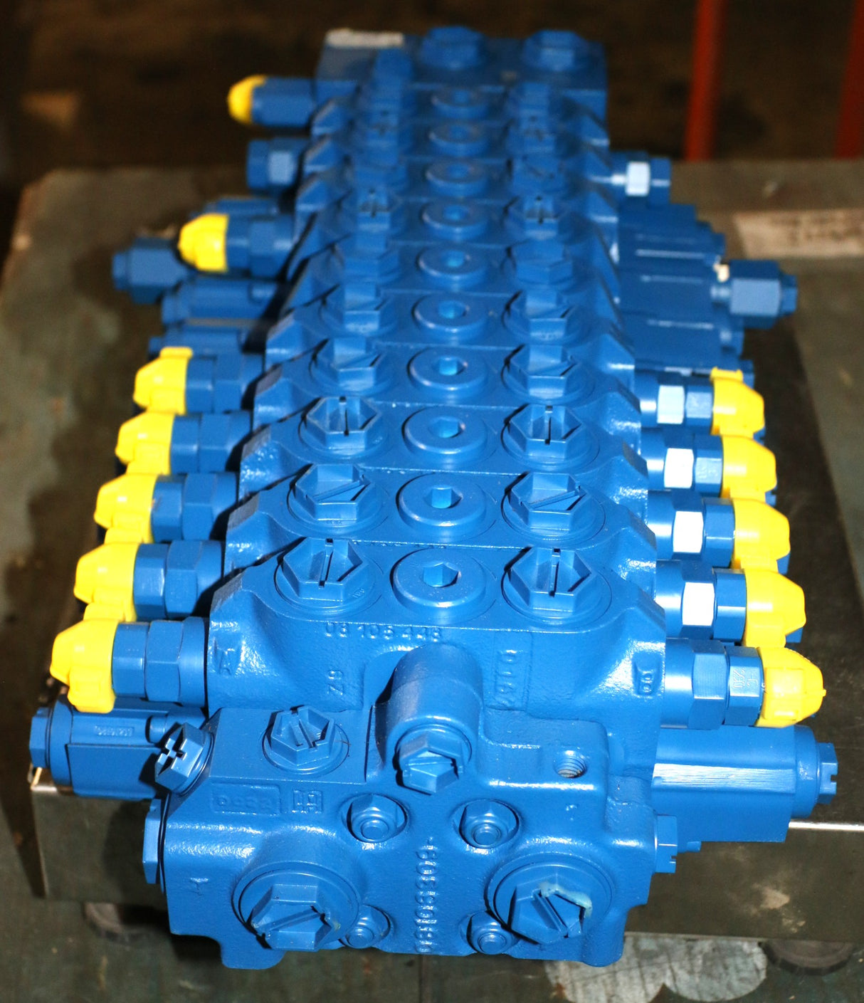 BOBCAT - 7340347 - VALVE CONTROL 10 SEC