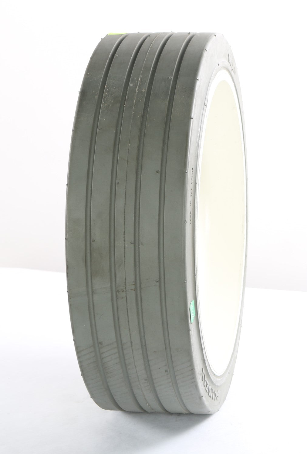 JLG - GN105454 - TIRE ASSY