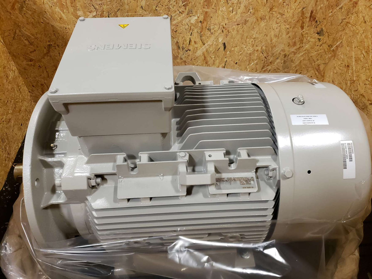SIEMENS - 1LA52062AA96-ZT04 - ELECTRIC MOTOR 30KW 480V 60HZ