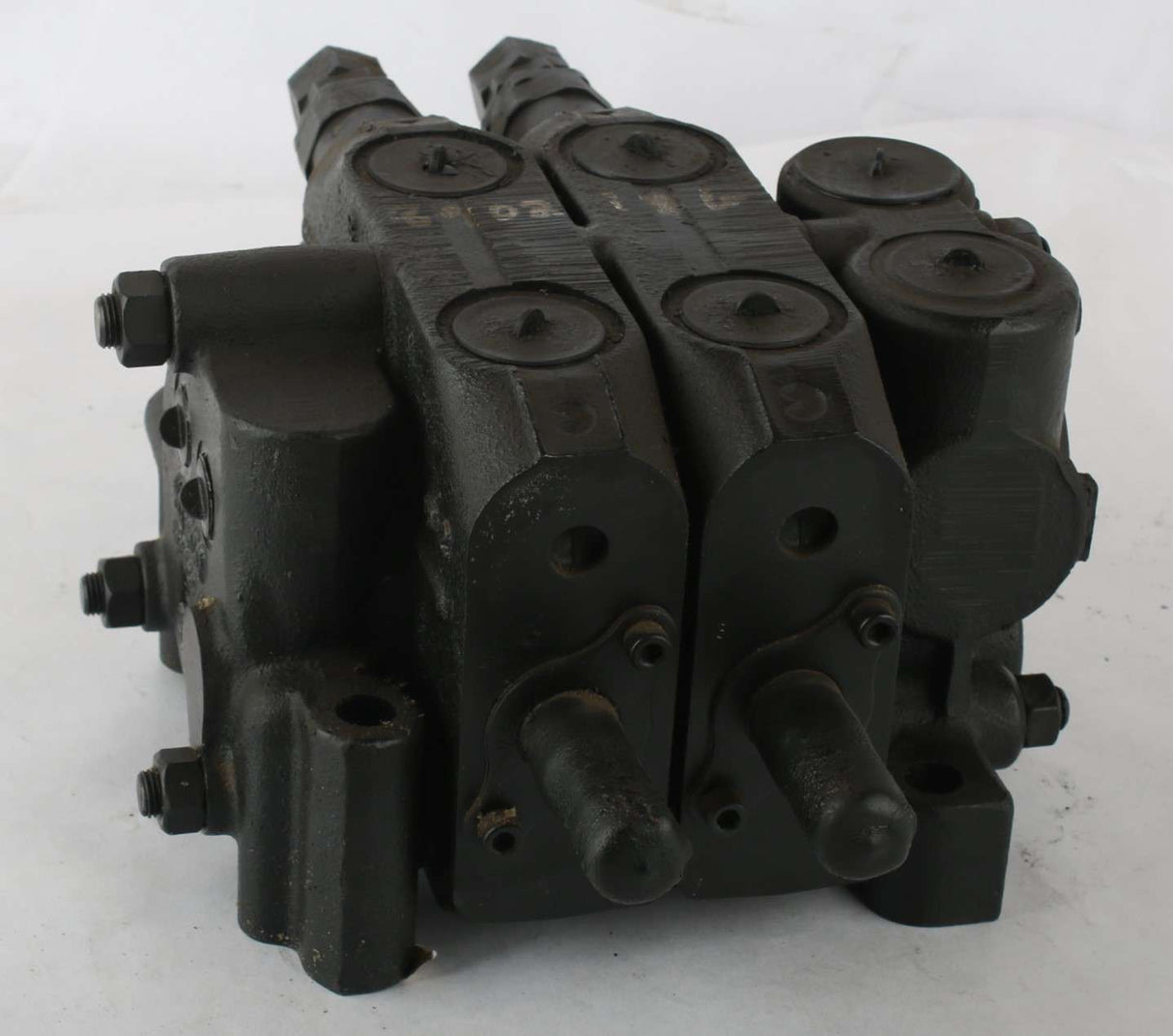 JLG - 8902186 - VALVE HOIST/EXTEND