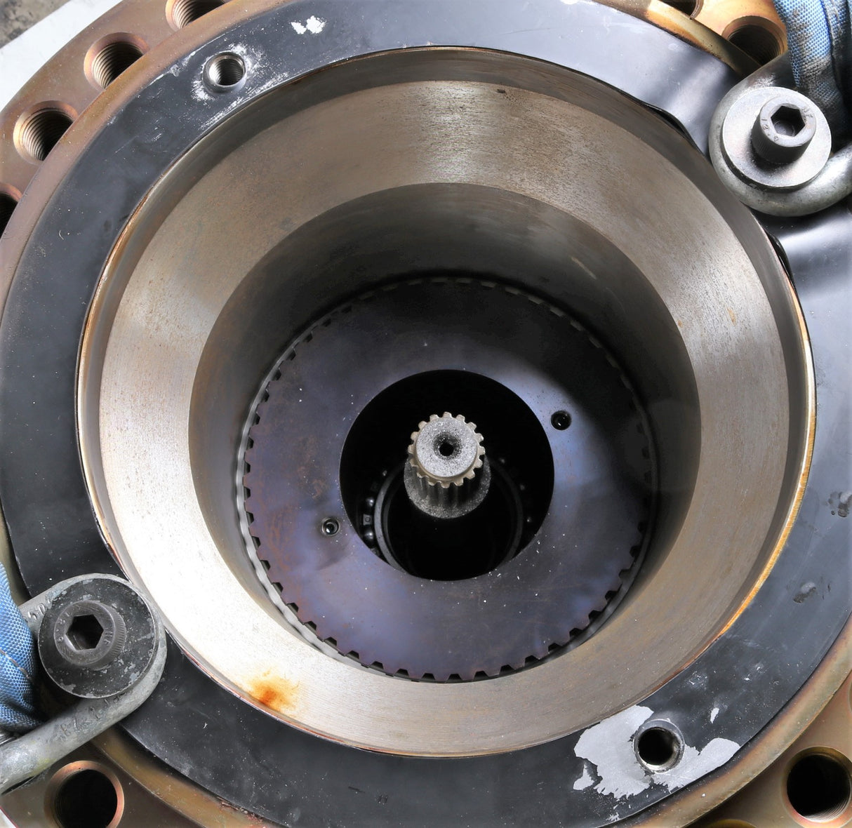 SANY - 21011203 - PLANETARY REDUCTION GEAR RATIO 1/303.8