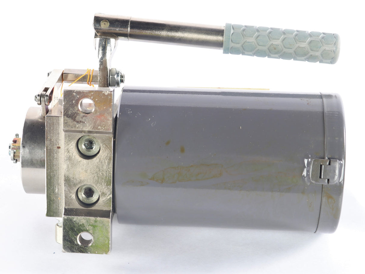 SANY - A220301000353 - MANUAL LUBRICATION PUMP 1.5L