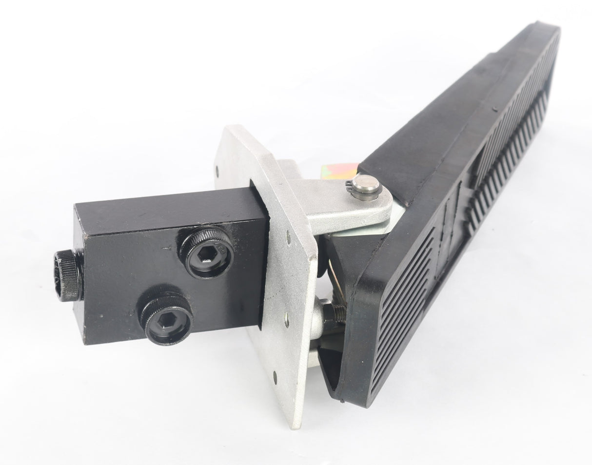 JEIL HYDRAULICS - JRCVP-A-1-02 - HYDRAULIC VALVE - FOOT PEDAL OPERATED