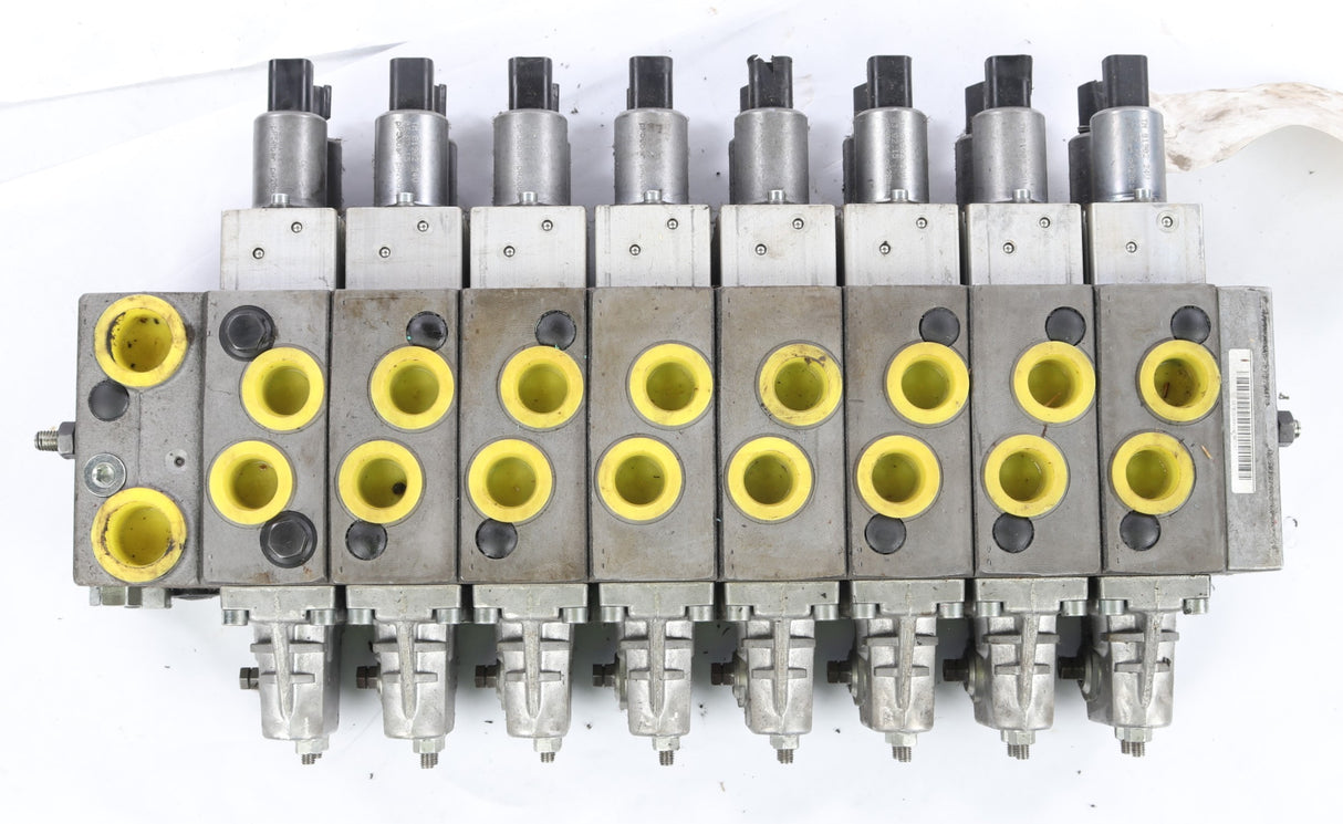 DANFOSS - 1112039 - HYDRAULIC CONTROL VALVE PVHC32 8-SPOOL