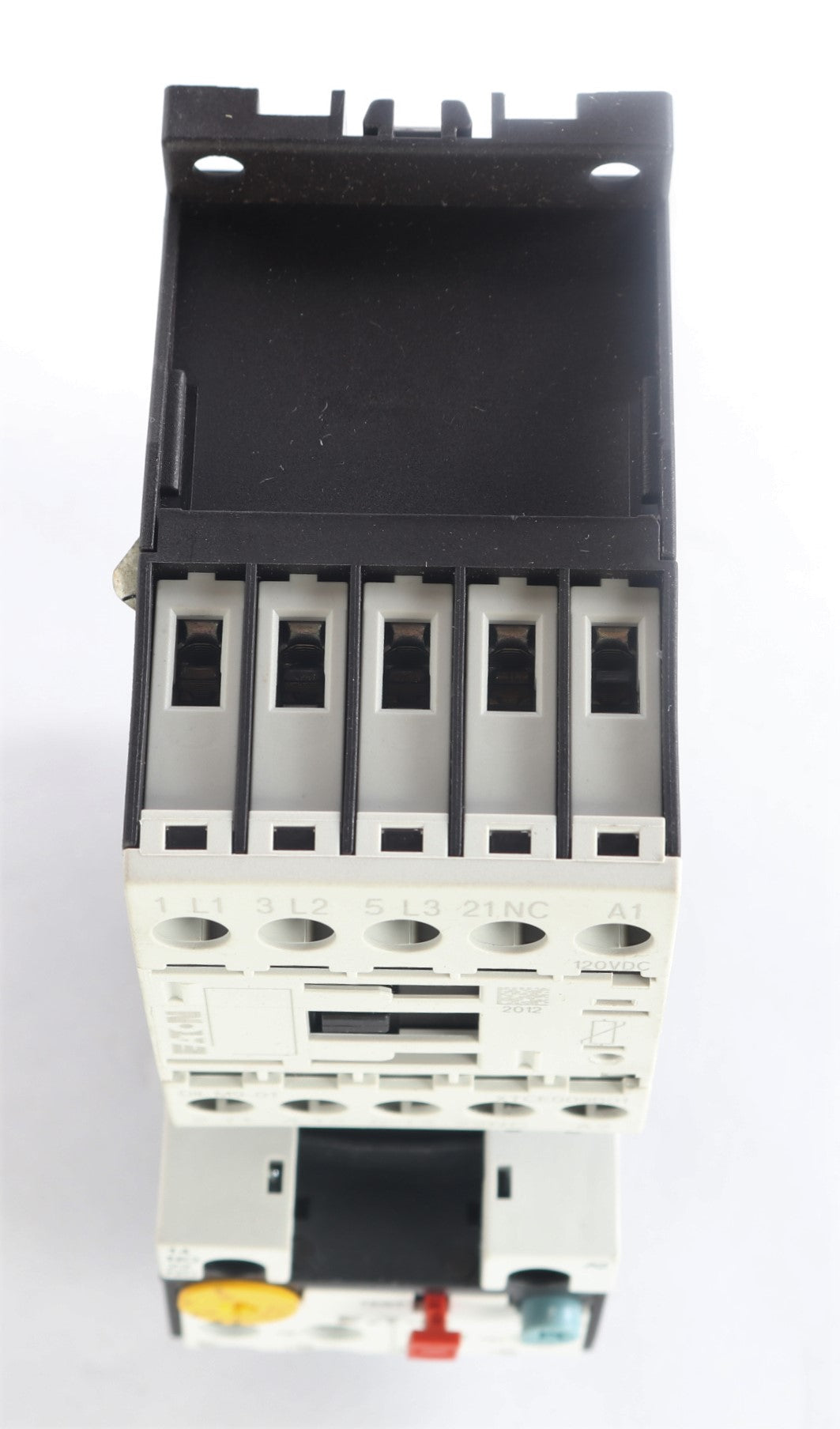 CUTLER HAMMER - XTAE009B01AD010 - IEC NON-REVERSE MOTOR STARTER 3PH 120VDC COIL 9A