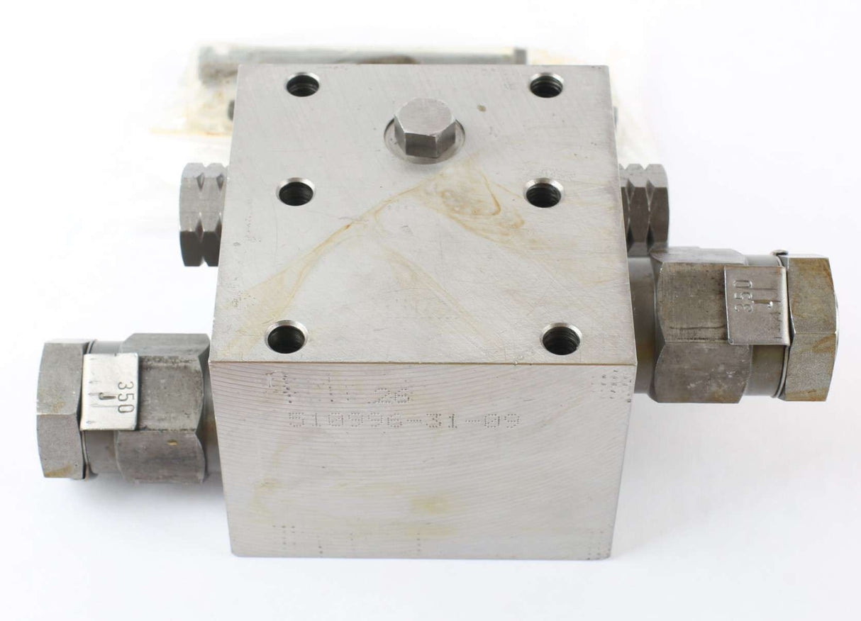 SUNDSTRAND - 19510648-JSBJ - MANIFOLD