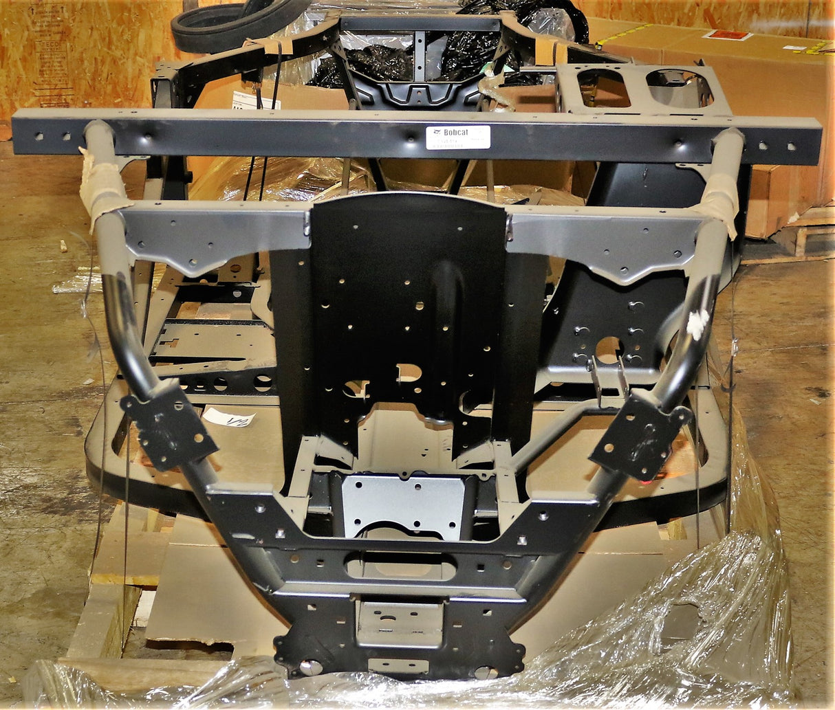 BOBCAT - 7025514 - FRAME MAIN ASSY