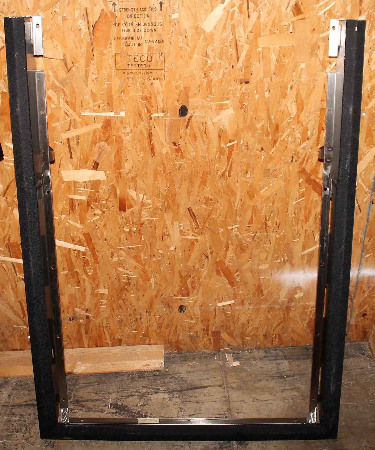 PREVOST - 19516534 - TRIM WELDMENT