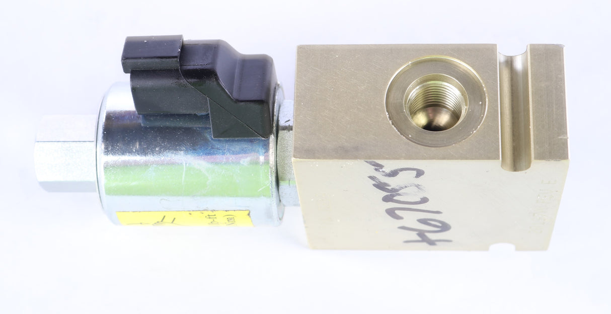 VICKERS - SV4-10-V-3-6T-12DN - HYDRAULIC SOLENOID VALVE 3WAY W|COIL & MANIFOLD