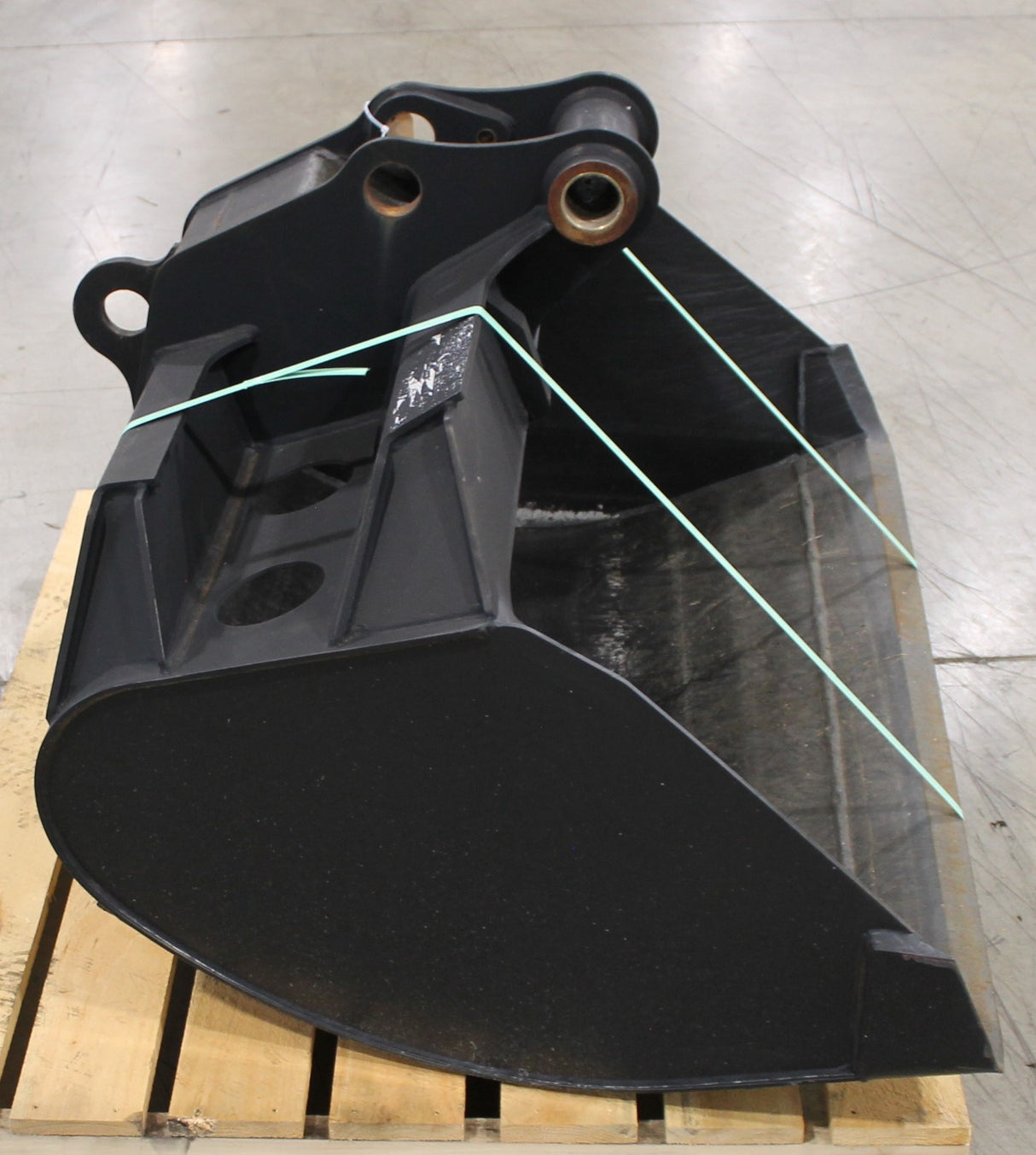 GRADALL - 82156006 - BUCKET DITCHING 60" PIN ON