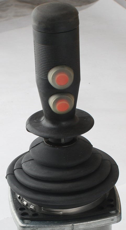 W. GESSMANN - 5130200171 - JOYSTICK CONTROLLER