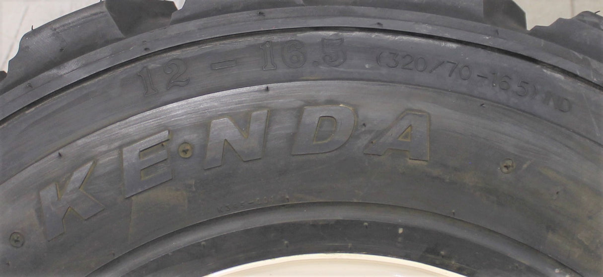 YANMAR - 1A8320-34801 - TIRE KIT R4 REAR R