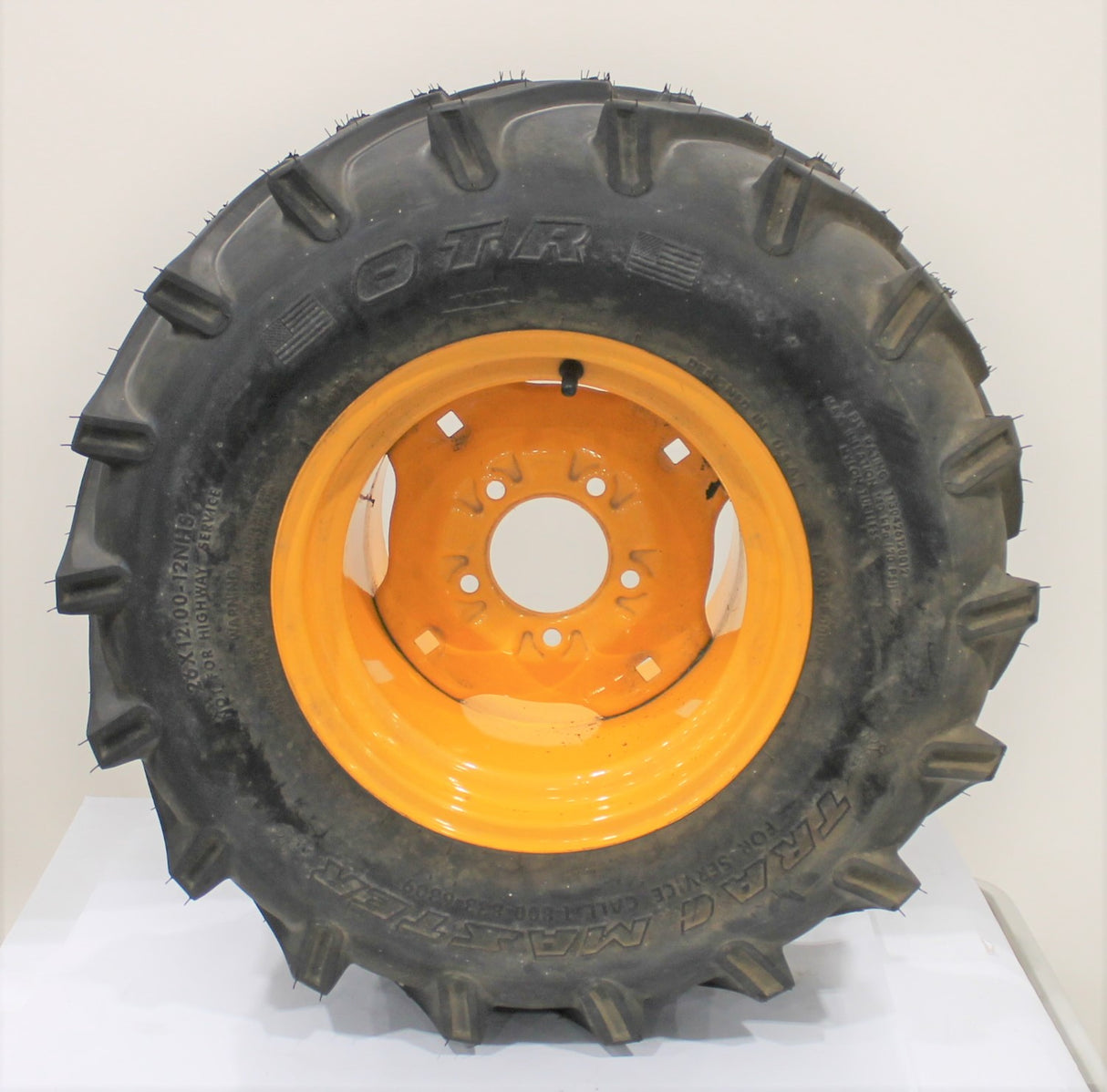 YANMAR - 1A7880-34910 - TIRE KIT REAR R1 R