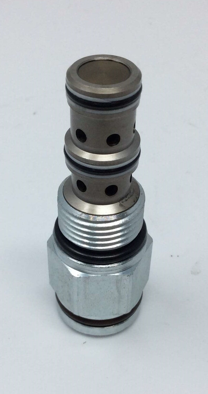 JLG - 7017409 - VALVE CARTRIDGE: HYDRAULIC DIRECTIONAL CONTROL